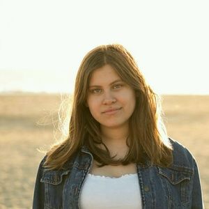 Meet your Posher, Evelin